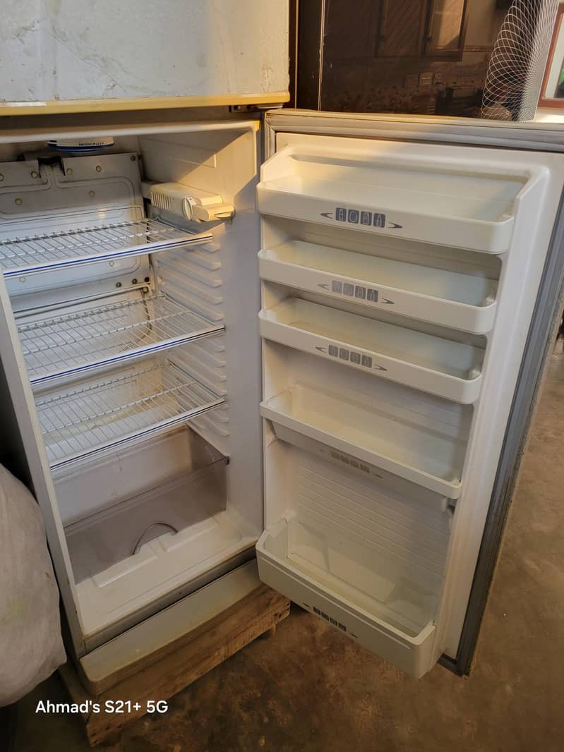Dawlance fridge 3