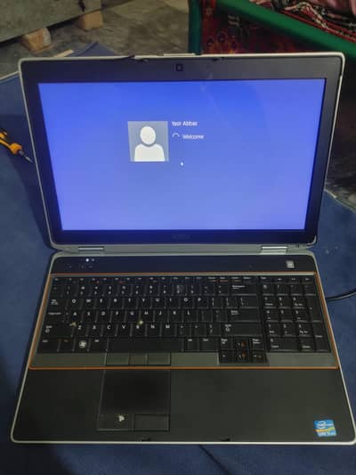 Dell LatituE6520 4gb Ram 250 gb Memory