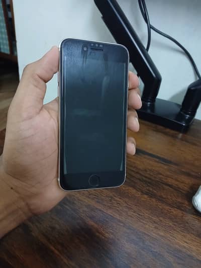 Iphone SE 2022 128 Gb PTA Approved