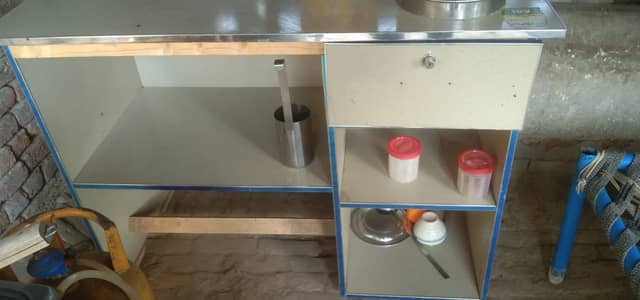 OFFICE SIDE TABLES