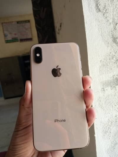 Iphone xs “ 64GB bettry health 81 “ factory unlock