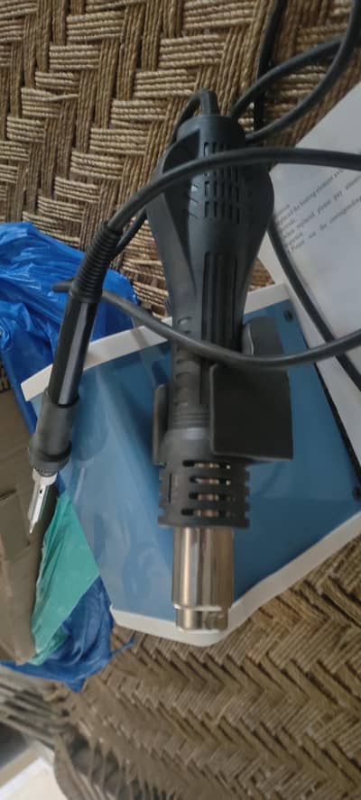 mobile repairing mashine untech full new purchase price 14000/1200sale