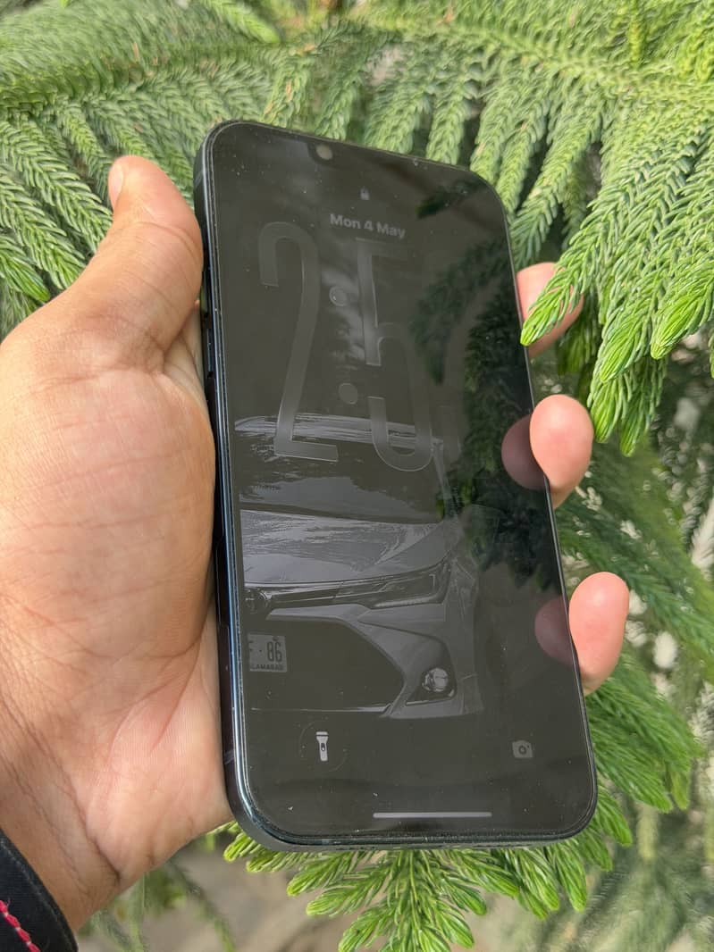 iPhone 14 Plus 2