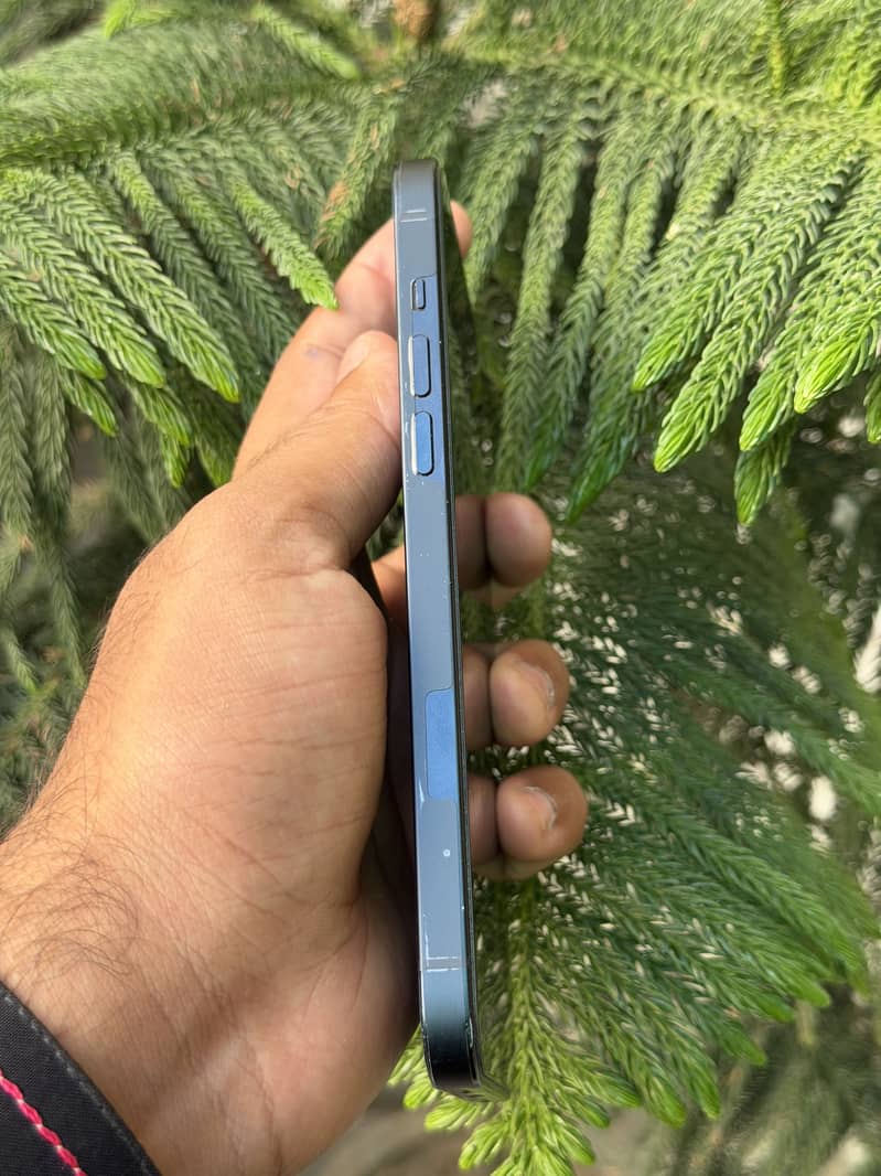 iPhone 14 Plus 5