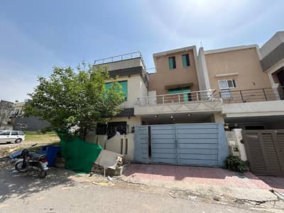 Rawalpindi Bahria Town Phase8 7Marla Slightly Use House Available For Sale