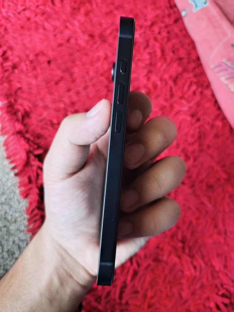 Iphone 16e 1