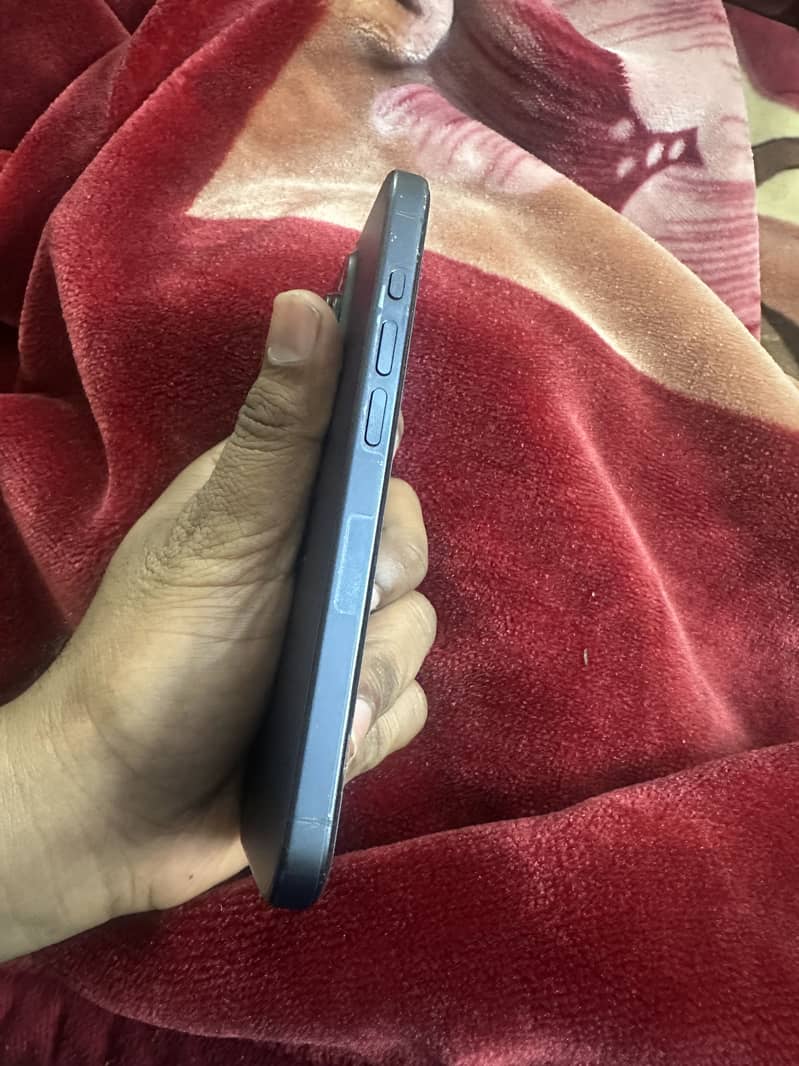 Iphone 15 pro 0
