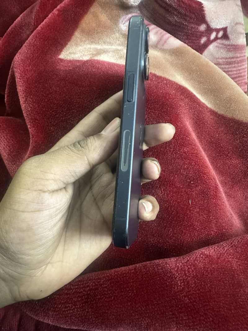 Iphone 15 pro 3