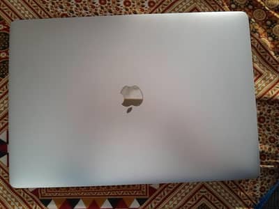 MacBook 2018 Intel model