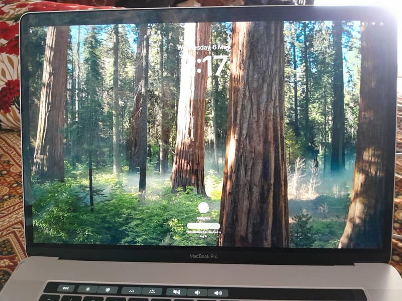 MacBook 2018 Intel model 2
