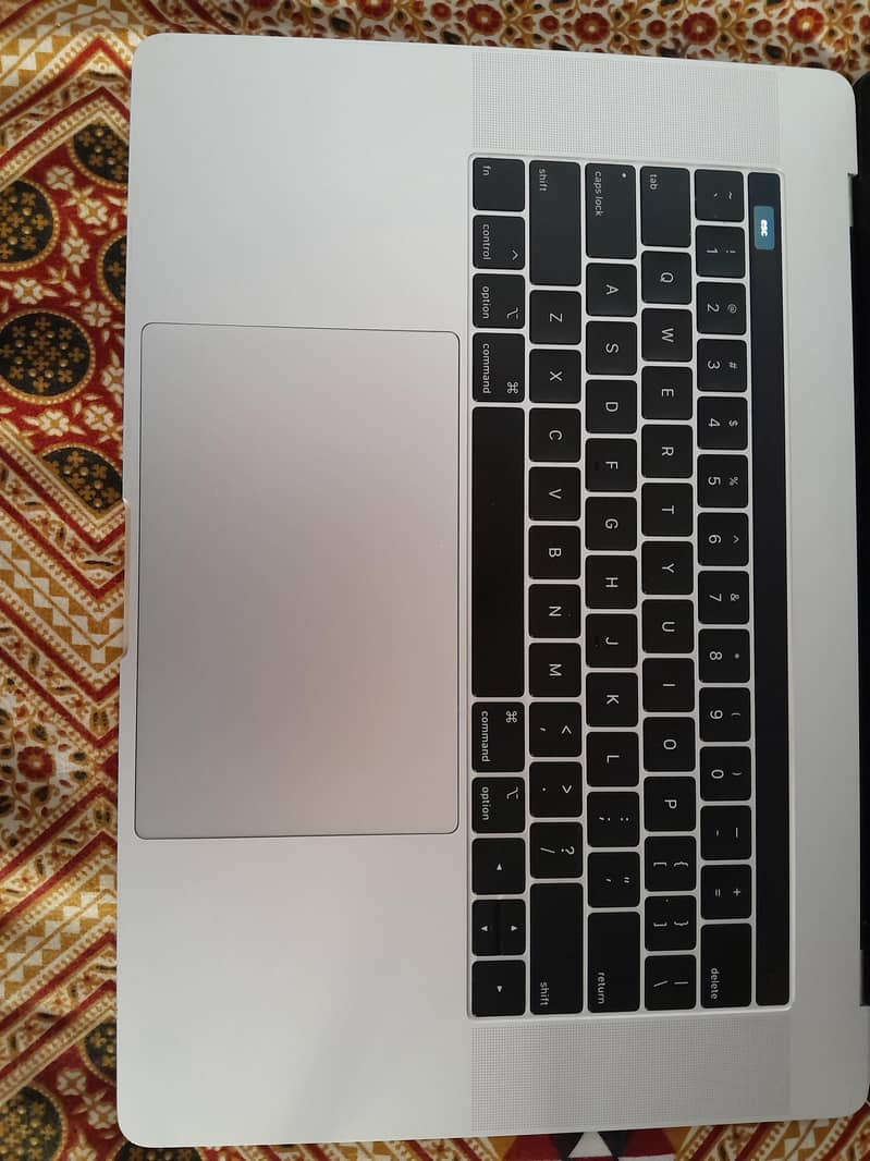 MacBook 2019 Intel model 2