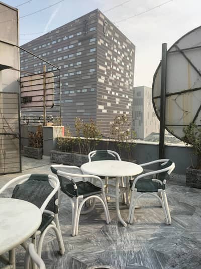 Rooftop Caf Available For Rent