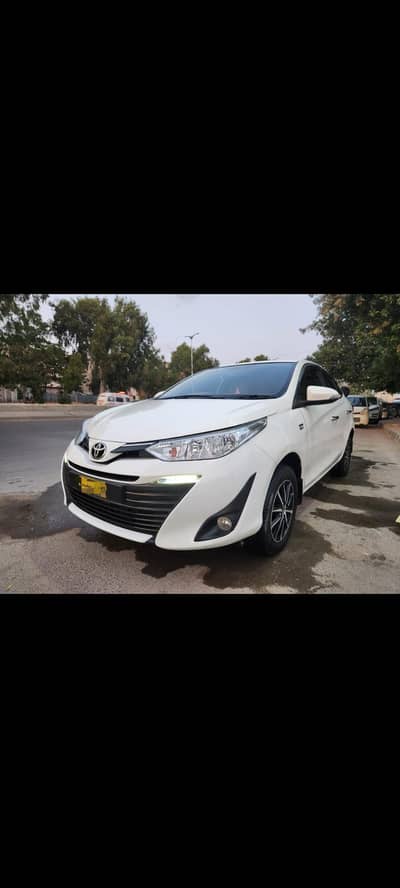 Toyota Yaris 1.5 Model 2021 White Push Start 100% original condition