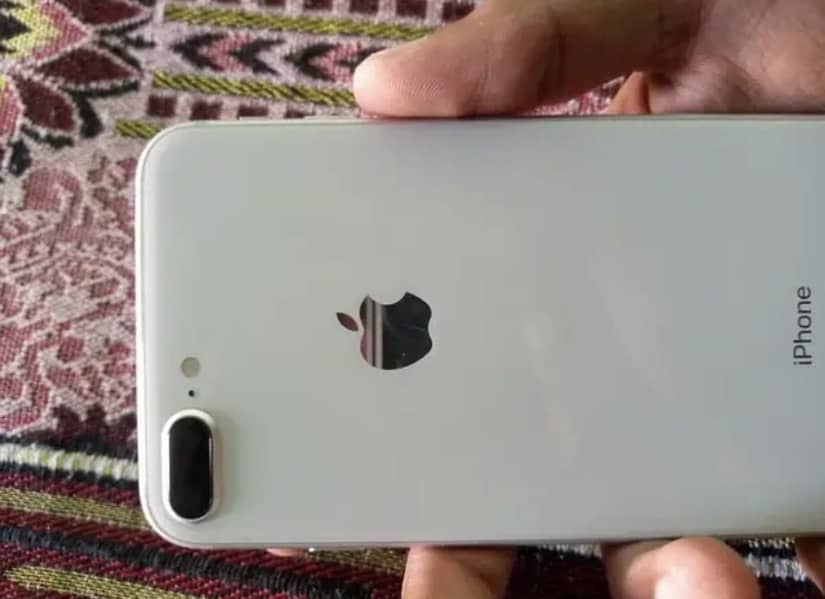 Iphone 8 plus 1