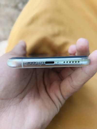 White clour good condition