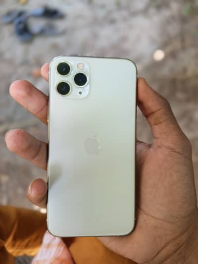 White clour good condition