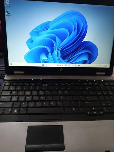 bahut acha laptop hai price me kami pechi hojaygi