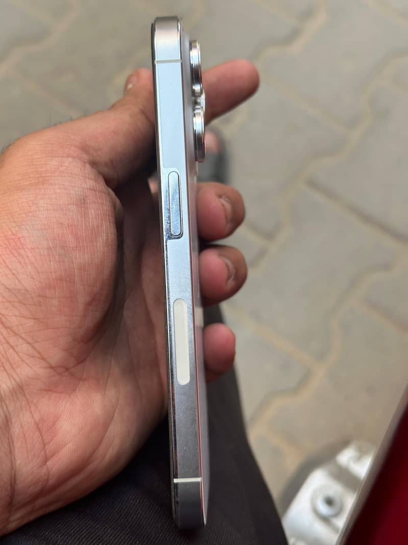 14 pro 4