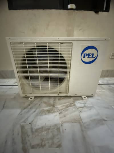 PEL Ac 1ton Air Conditioner Excellent Working.
