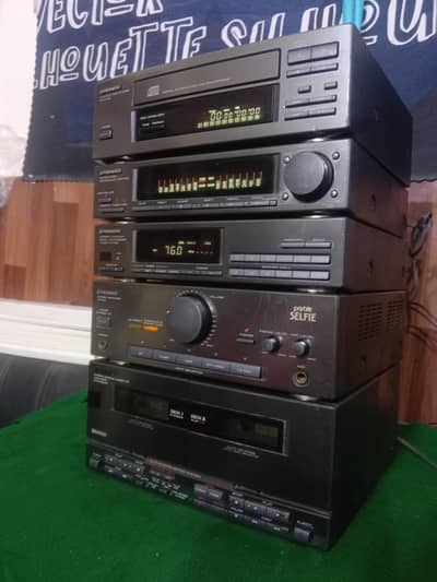 PIONEER STEREO AMPLIFIER
