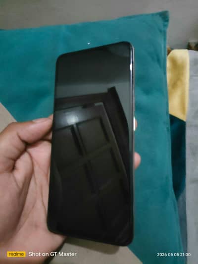 with box with charging 8ram 128 best condition