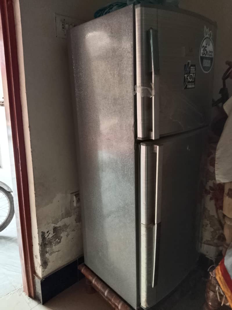 Downlance Refrigertor 1