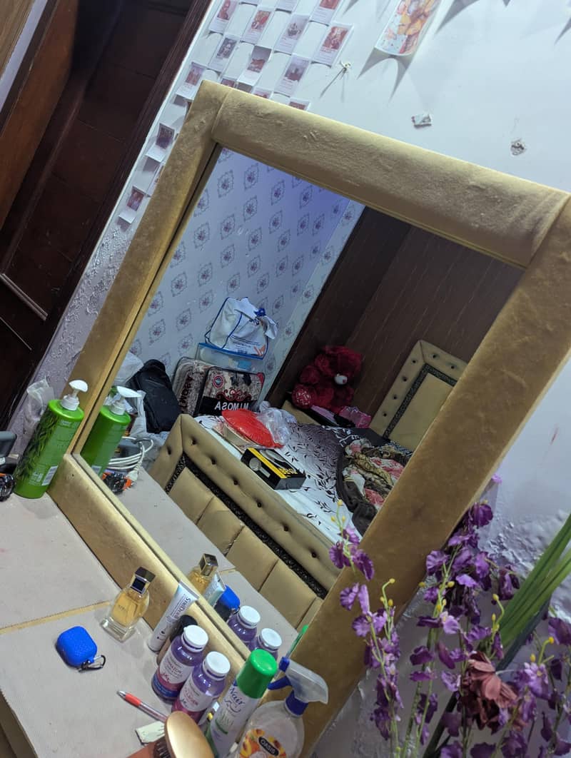 dressing table 3