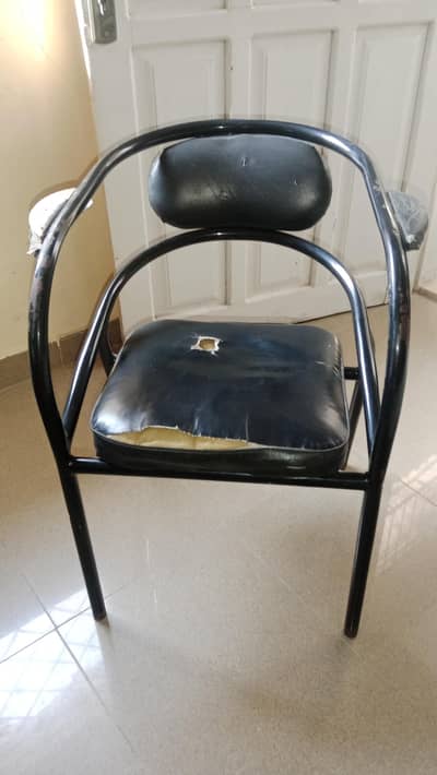 4 chairs just 3600