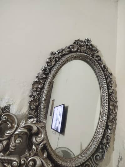 wall mirror