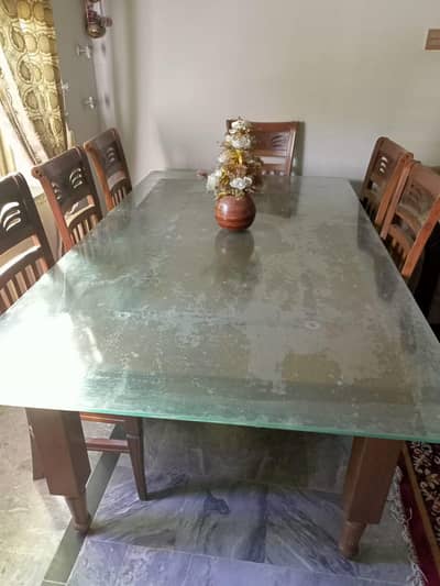 Dining Table with 8 chairs