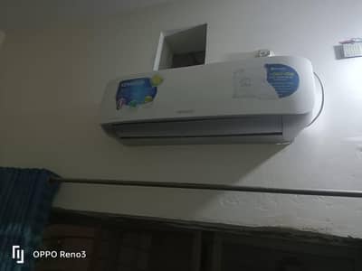 1.5 ton Kenwood ac model 1804s