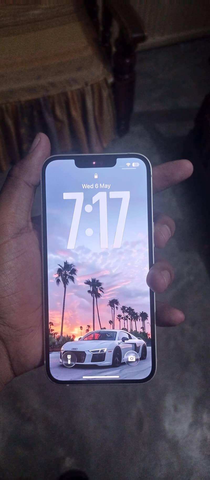 IPhone 13 jv 1