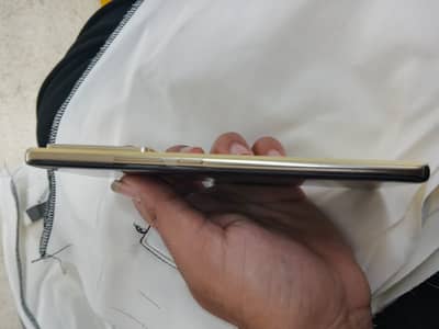 note 40 pro new condition