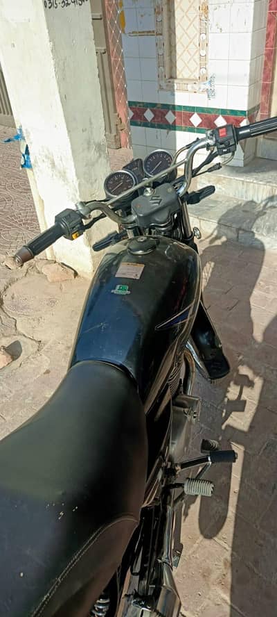 Suzuki GS 150