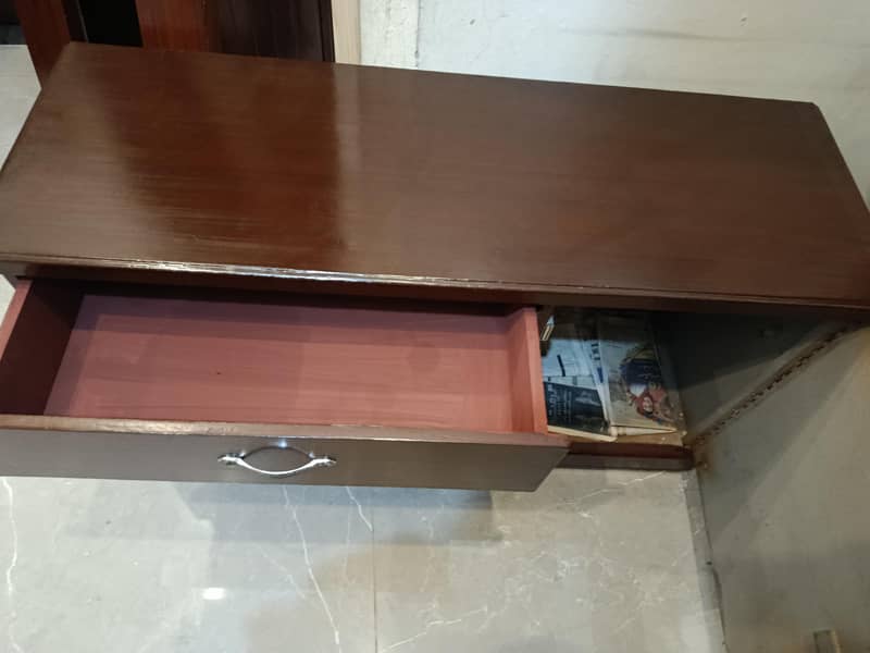 Complete Bed Set with dressing table 2