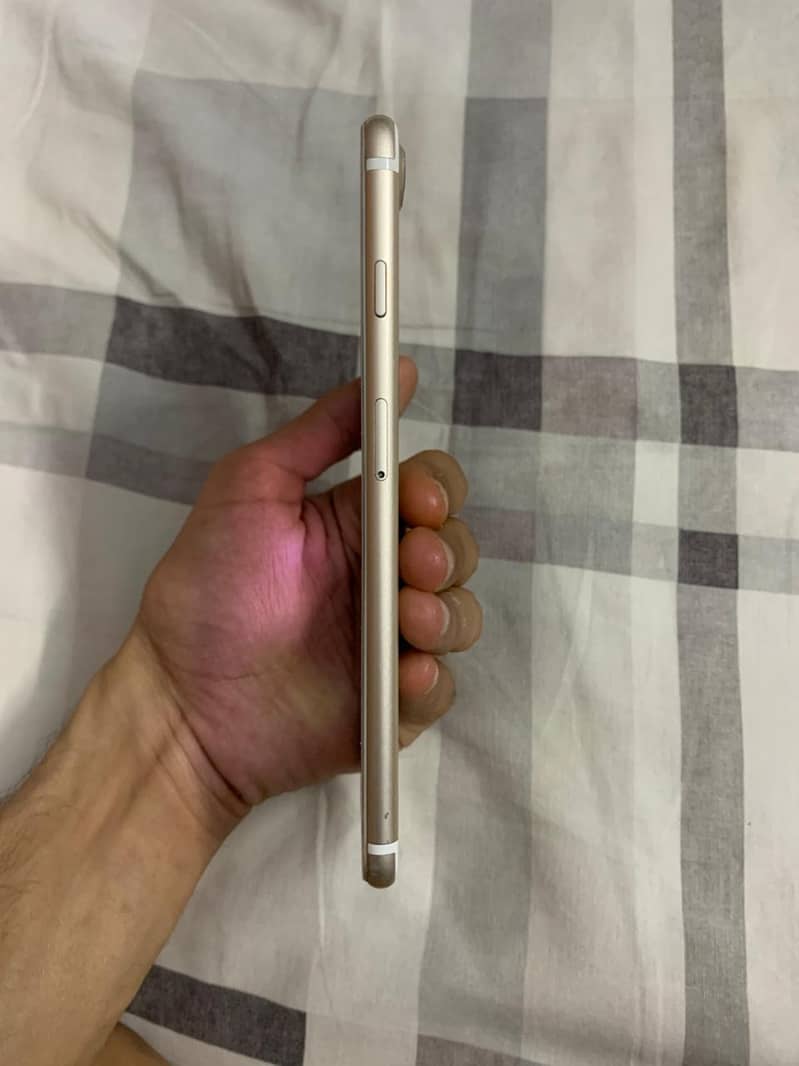 iPhone 7plus 4