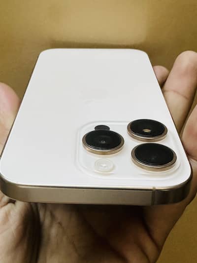 I Phone 16 Pro factory