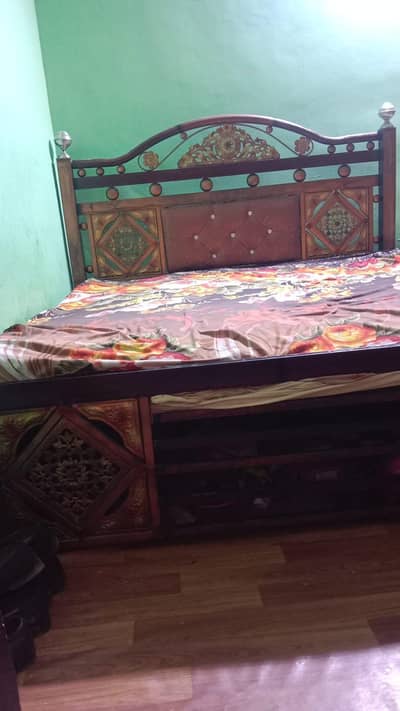 iron heavy bed with mattress