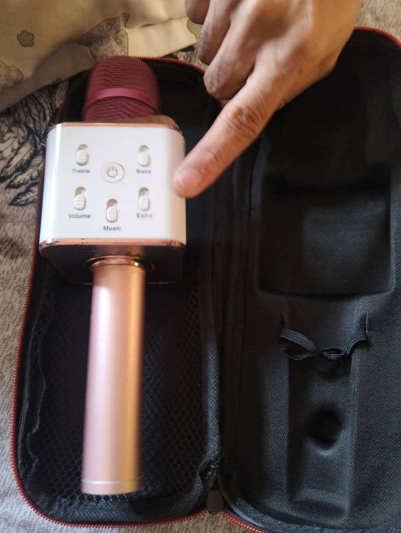 Important mic 0