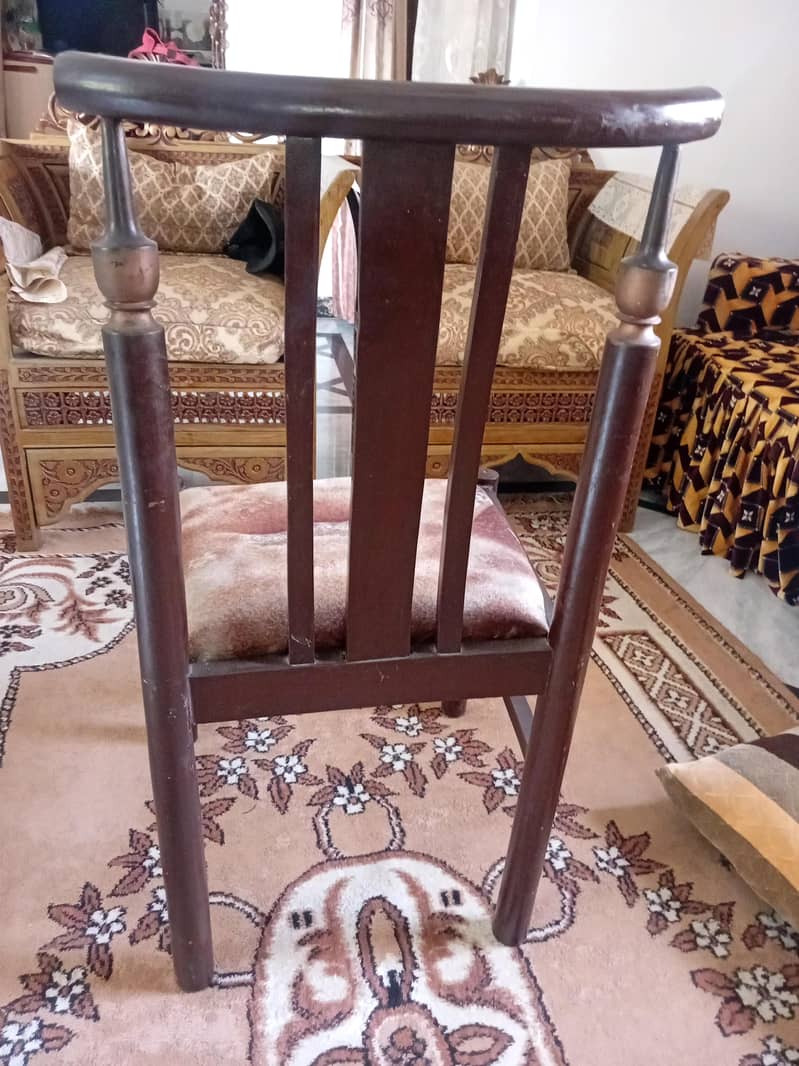 chairs 3