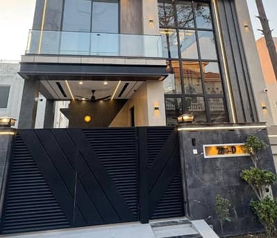 Ideal House Is Available For sale In Lahore