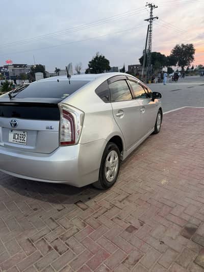 Prius 2012 model import 2016 all okey bettery 100% okey ABS 100%okey