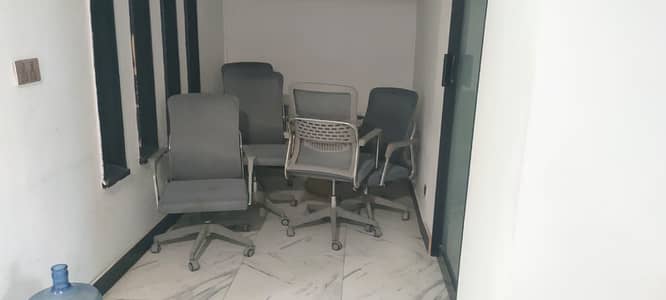 Property Connect Offers! 1100 Sq Ft Office Floor Available For Rent In Blue Area