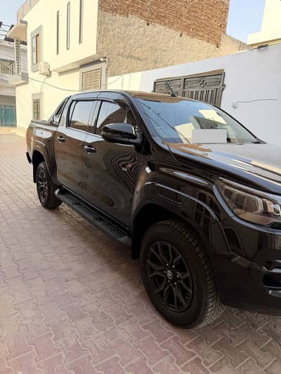 Toyota Hilux Revo GR-S Black 2025 Model