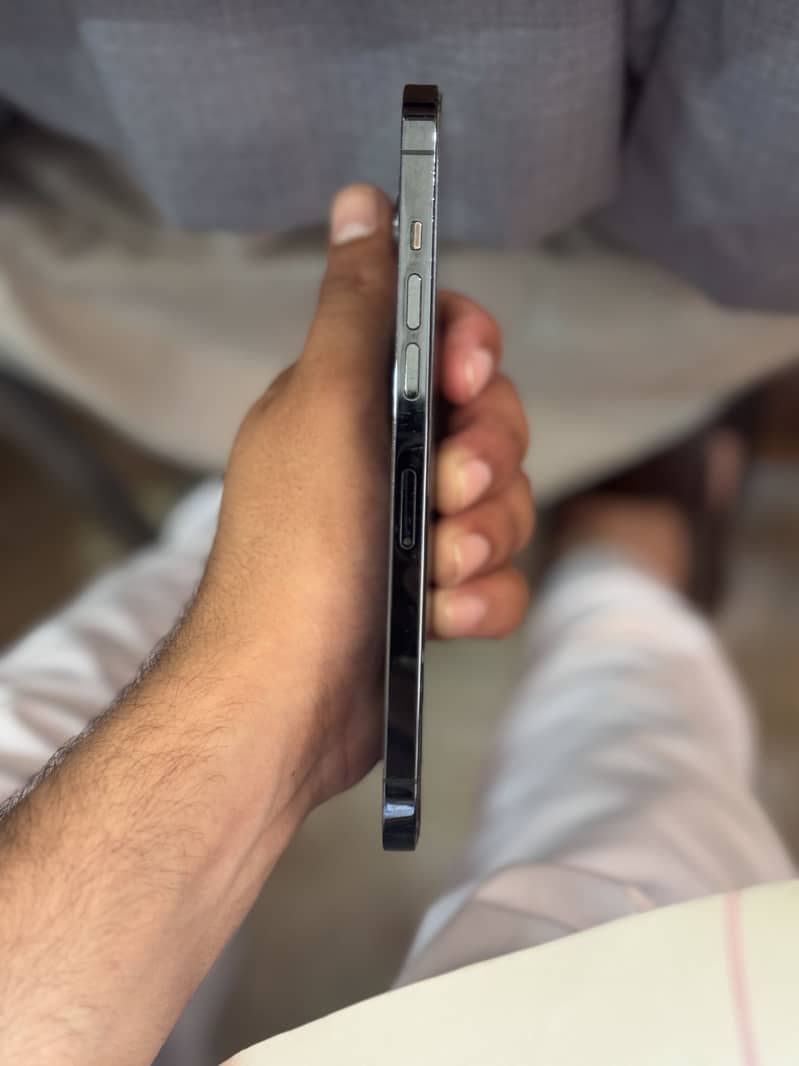 iPhone 4