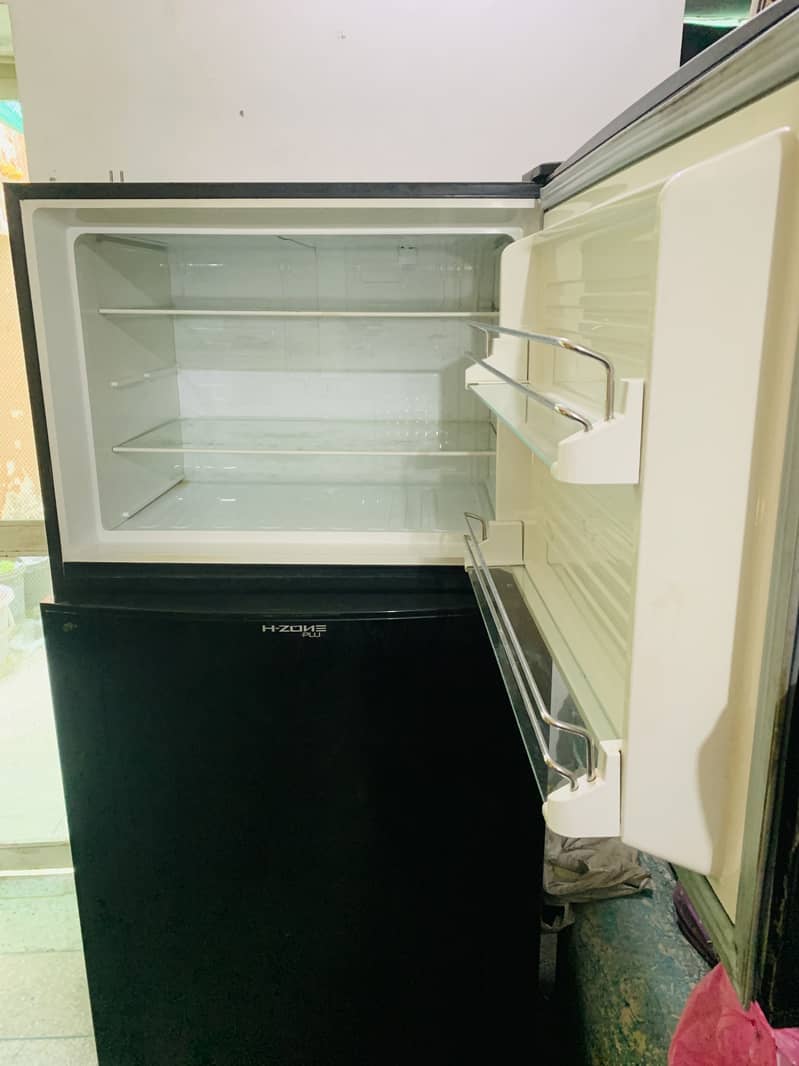 Full size fridge 4