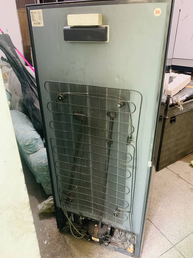 Full size fridge 6
