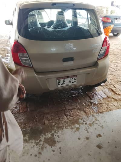 bilkul 100% genuine hy 1st owner car hy ghar ki use lo or chalao