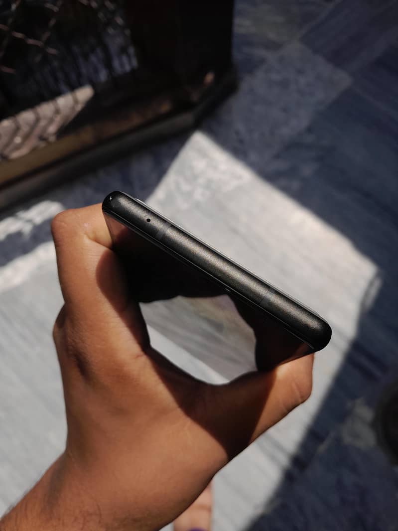 Google Pixel 6 5