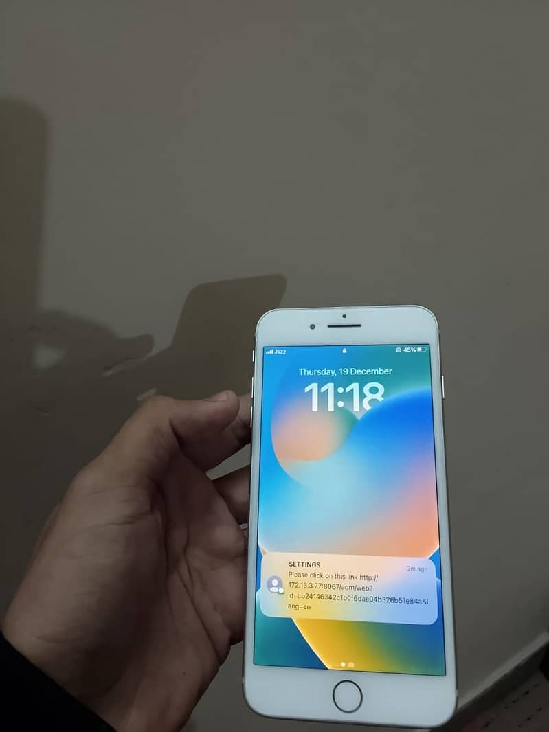 iPhone 8 plus 5